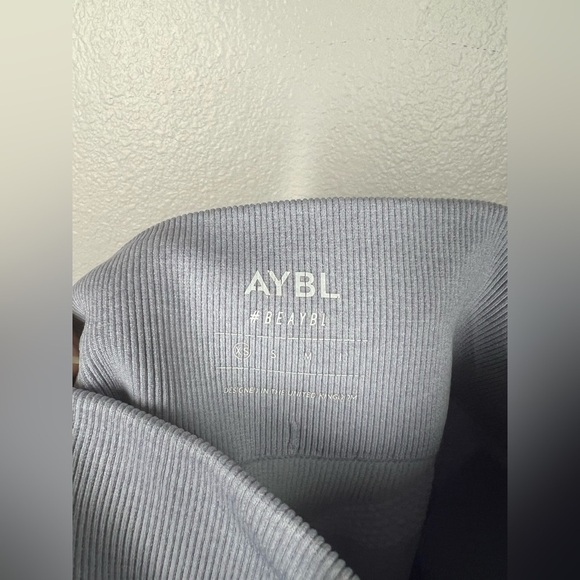 AYBL Motion Seamless Leggings - Picture 5 of 5